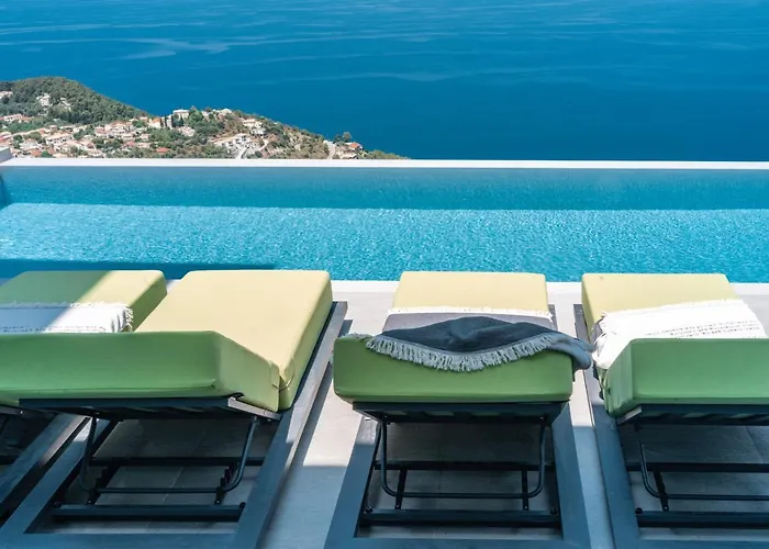 Anadeo & Hotel Exanthia