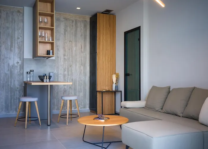 Anadeo & Hotel Exanthia