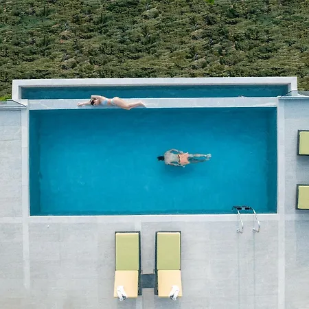 Anadeo Villas & Suites Hotel Exanthia