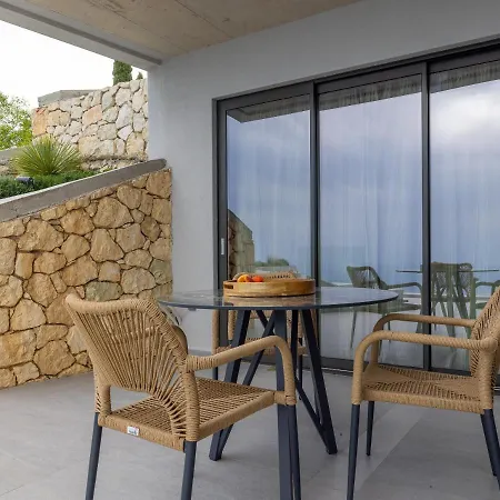 Hotel Anadeo Villas & Suites