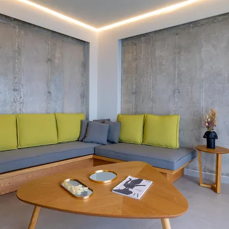 Anadeo Villas & Suites