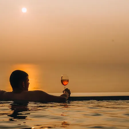 Anadeo Villas&suites *