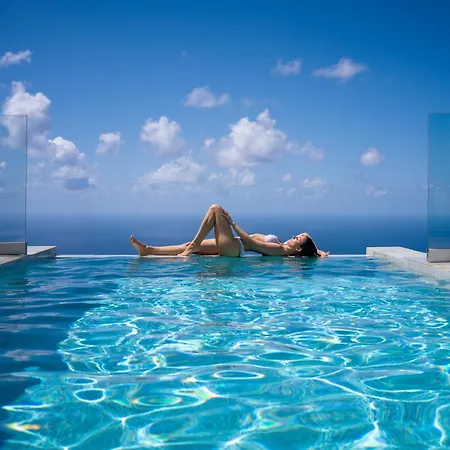 Anadeo Villas&suites Hotel *