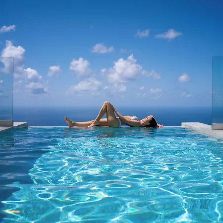 Anadeo Villas&suites Hotel *